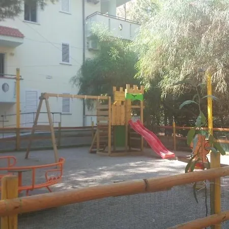 Villaggio Calipso Resort *